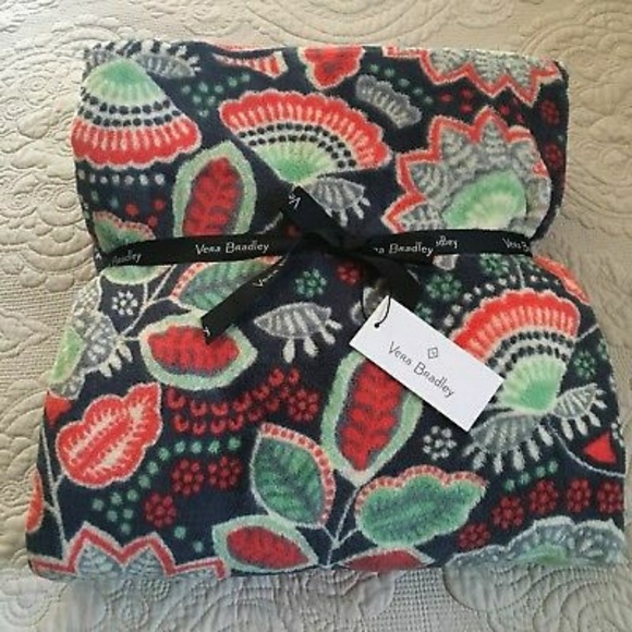 Vera Bradley Accessories Nwt Vera Bradley Nomadic Floral Blanket